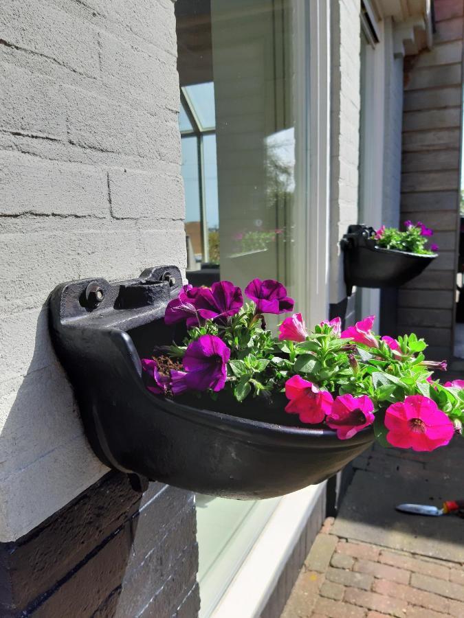 Luxe Gastenverblijf In Het Hart Van Friesland Akkrum Exteriör bild
